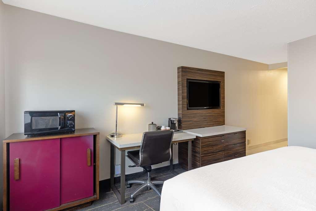 The Lux Hotel & Conference Center, Ascend Hotel Collection Waterloo Oda fotoğraf