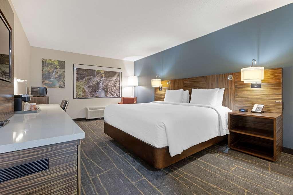The Lux Hotel & Conference Center, Ascend Hotel Collection Waterloo Oda fotoğraf
